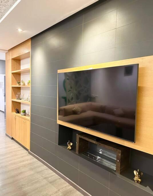 شقة Luxurious 3 Beds Agdal الرباط المظهر الخارجي الصورة